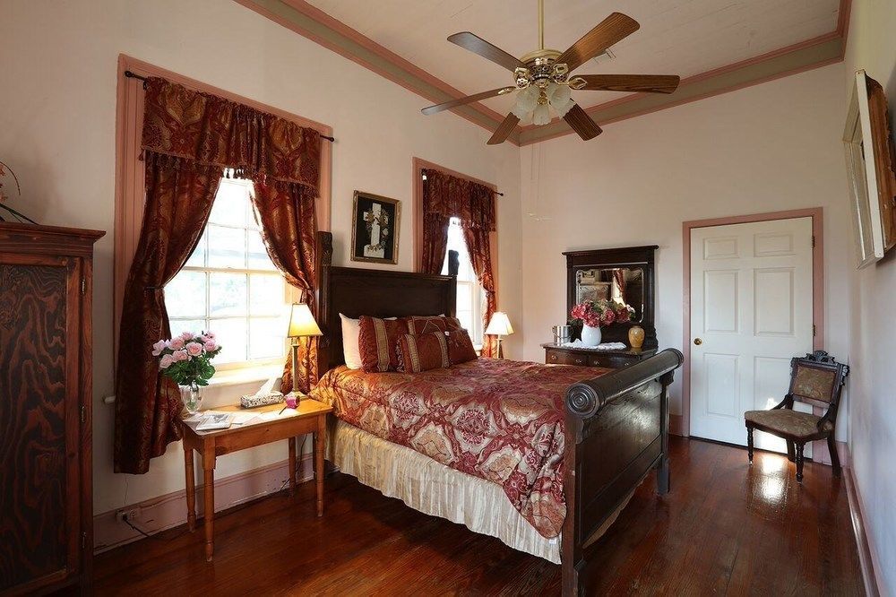 Old Castillo Bed And Breakfast Saint Martinville Экстерьер фото